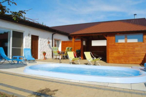 Terraced house with pool and sauna Sieciemin in Sieciemin